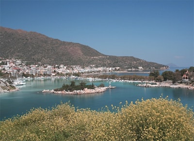 Le port de Methana en Grèce